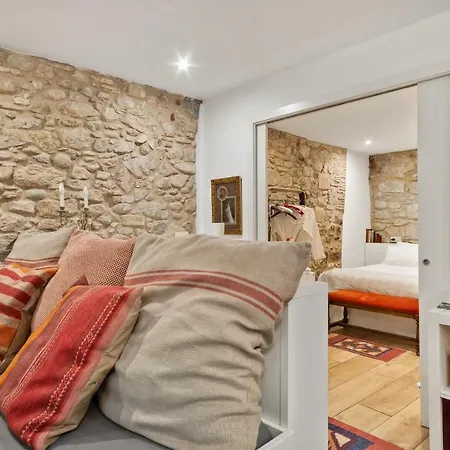 Ateliere's Corner Daire Girona