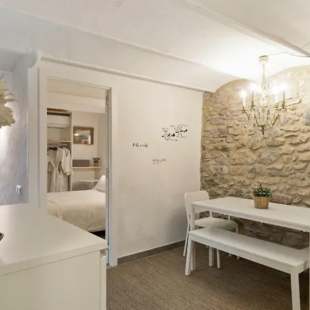 Ateliere's Corner Daire Girona
