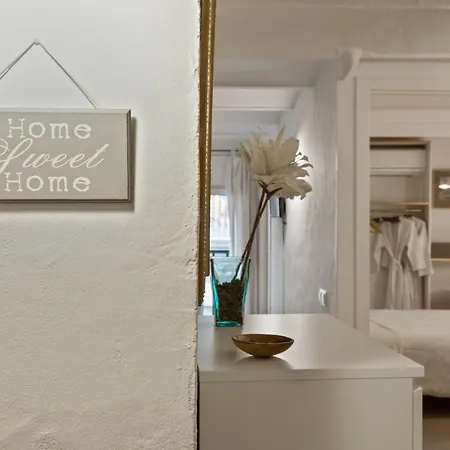 Ateliere's Corner